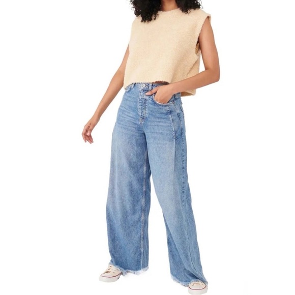 Free People Old West Slouchy High-Rise Wide Leg Jeans Canyon Blue NWT 31 and 32 - Picture 2 of 16